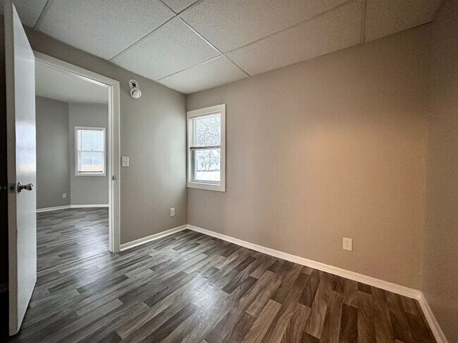 Building Photo - 1461 Leahy St