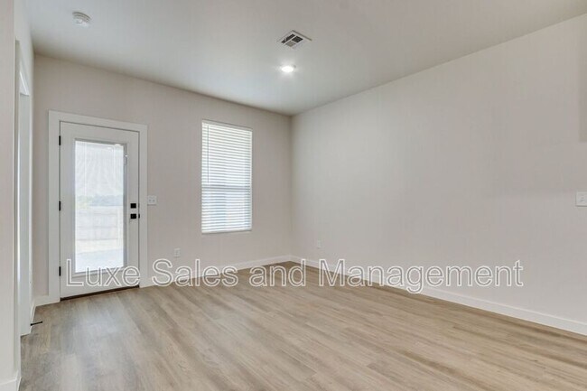 Building Photo - 8301 NW 163rd Ter