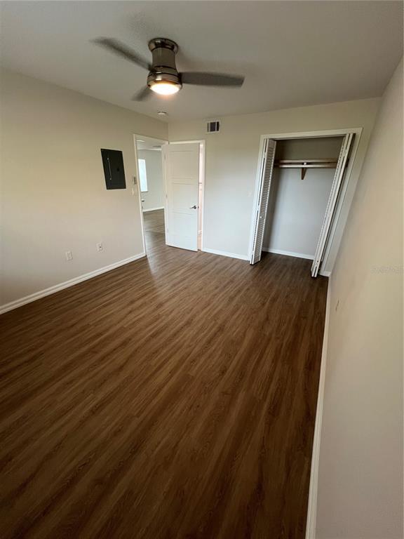Building Photo - 14459 River Beach Dr