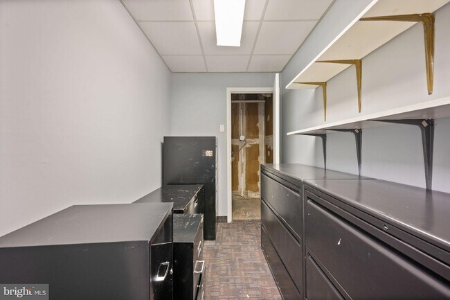 Building Photo - 7917 Wise Ave