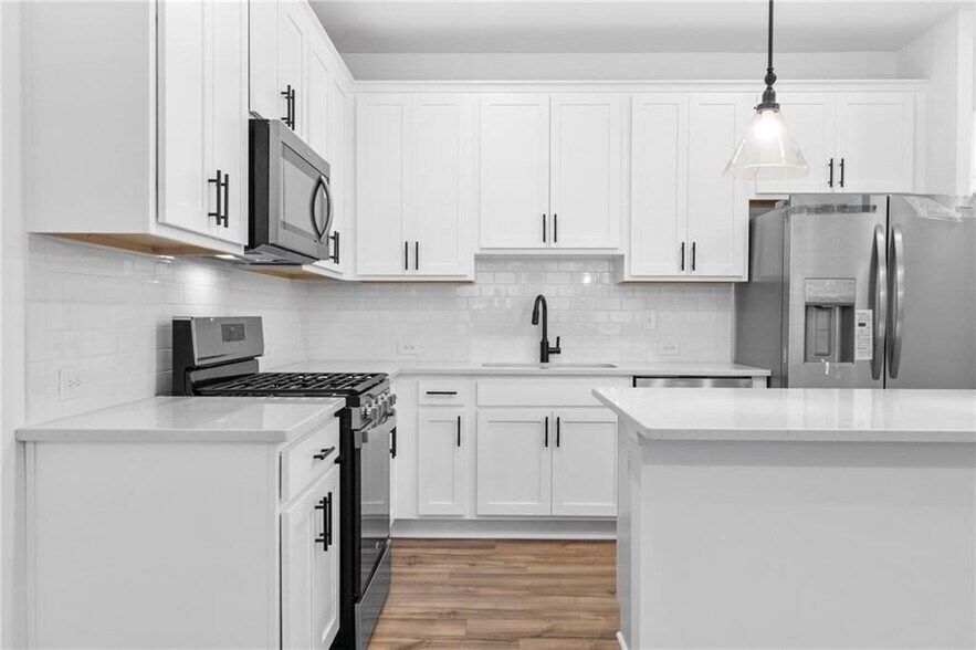 Building Photo - 1637 Winpost Ln NW