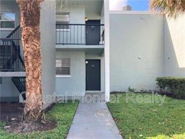 Primary Photo - 2840 Somerset Park Dr