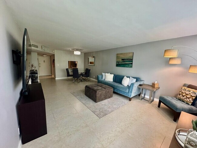 Building Photo - 1160 N Federal Hwy