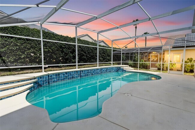 Building Photo - 434 Castlemain Cir