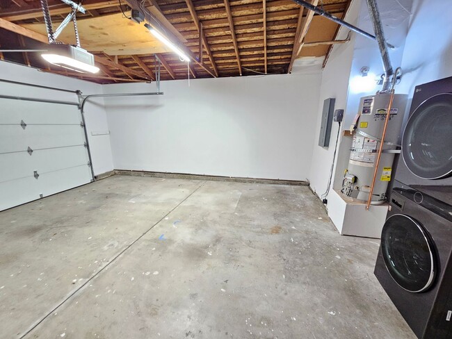 Building Photo - Beautiful San Jose Home