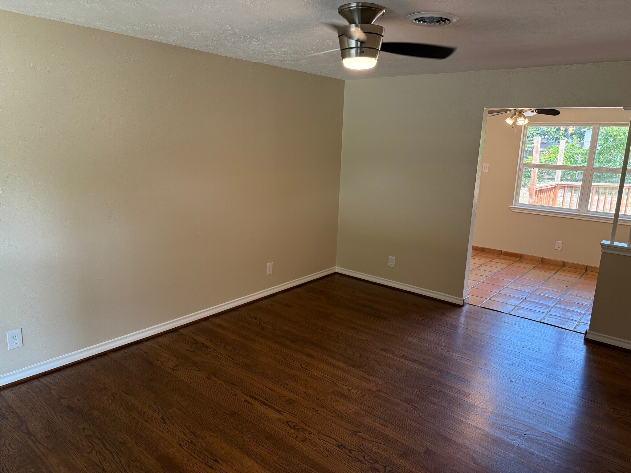 Building Photo - 8547 Stillwater Dr
