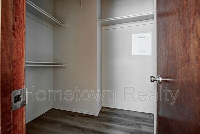 Building Photo - 16416 Oconee Creek Dr