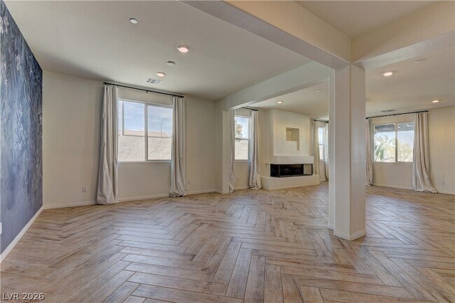 Building Photo - 6390 Montrose Park Ct
