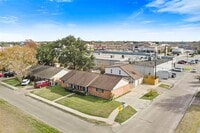 Building Photo - 1502 Dabney Dr