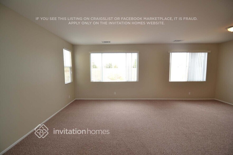 Building Photo - 1134 Cambridge Ct