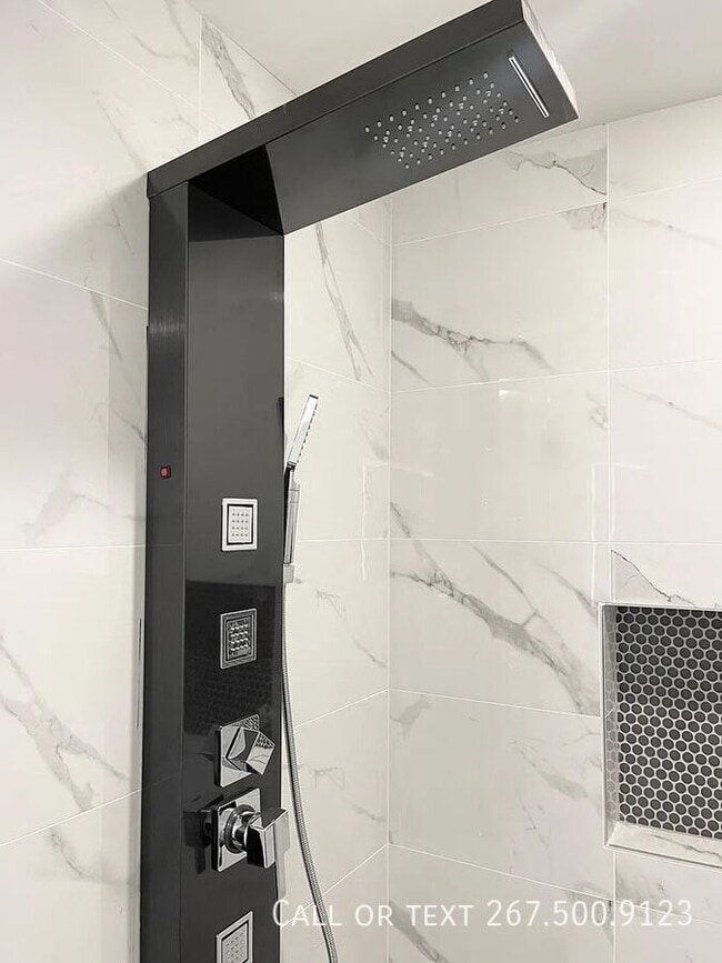 Building Photo - 2605 E Boston St