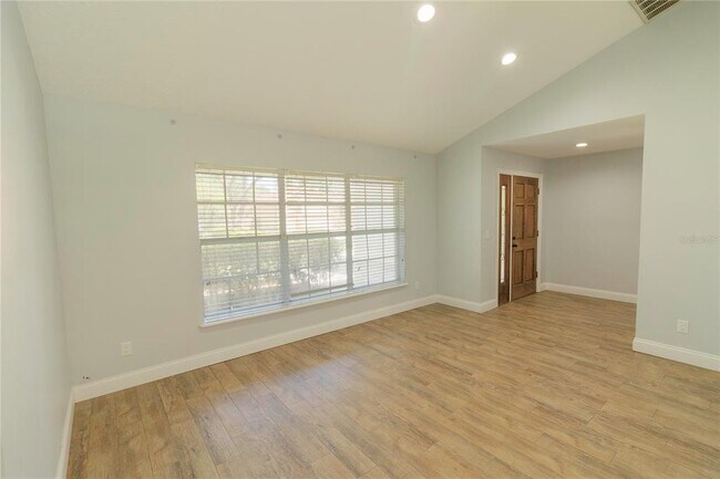 Building Photo - 2505 Buckhorn Run Dr