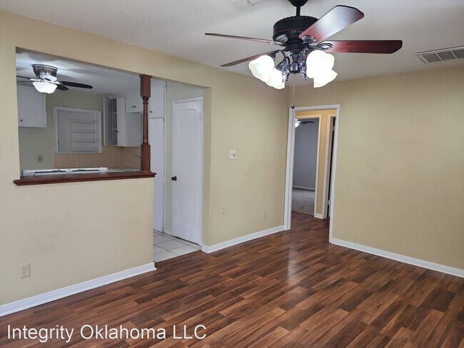 Building Photo - 2 br, 1 bath House - 547 E Indian Drive