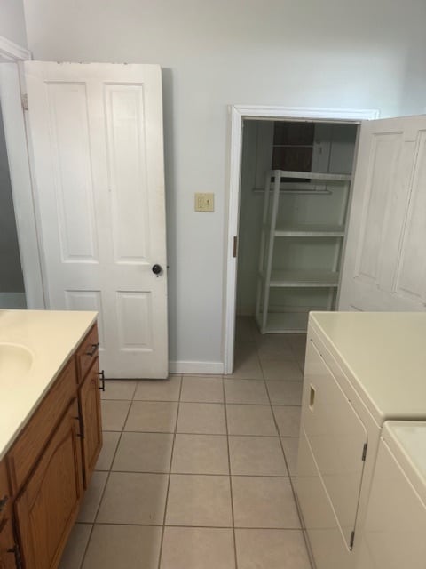 Laundry/Bathroom - 822 7th St S