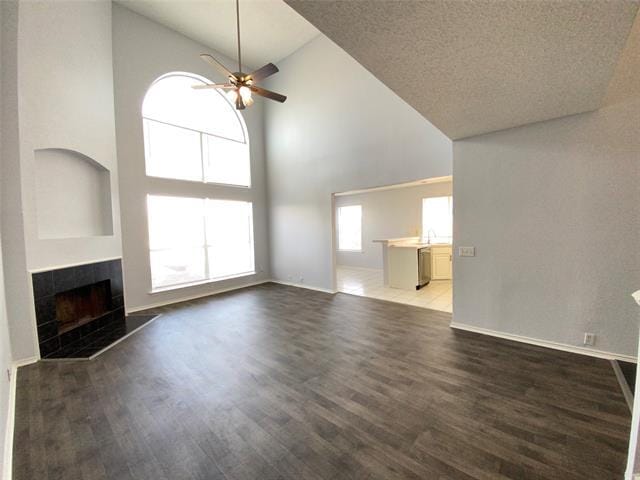 Building Photo - 5204 Vista Verde Dr