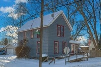 Building Photo - 116 Allen St