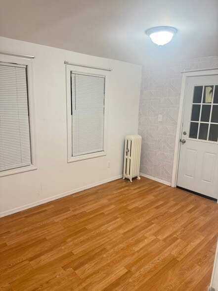 Building Photo - 449 New Market St