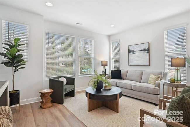 Building Photo - 6134 Wilora Lake Rd