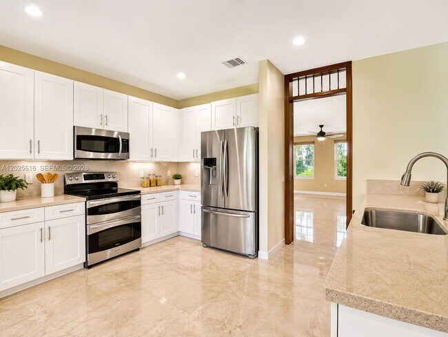 Building Photo - 1319 Croton Ct
