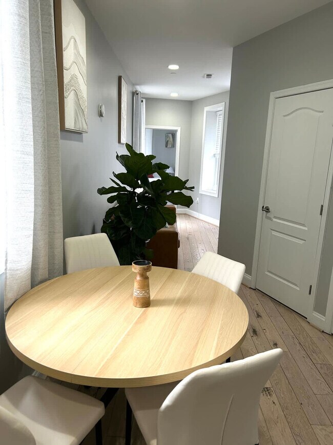 Building Photo - 45 Rhode Island Ave NE