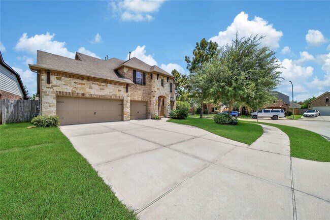 Building Photo - 17506 Mineral Bluff Ln
