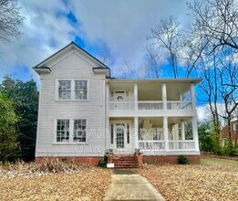 Building Photo - 506 Tanner St