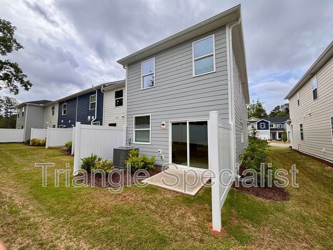 Building Photo - 10514 Brookside Reserve Rd