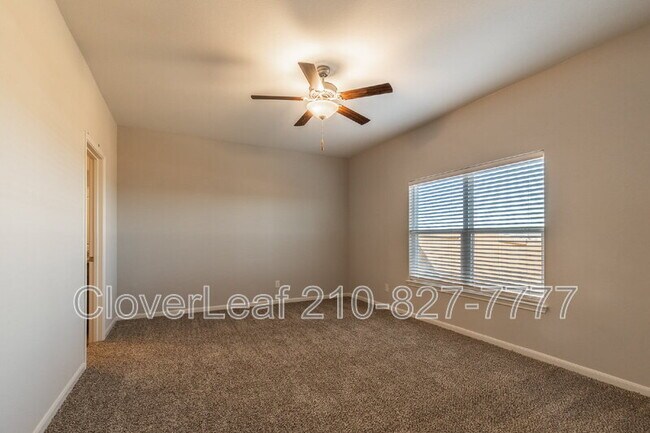 Building Photo - 9223 Foxing Blf