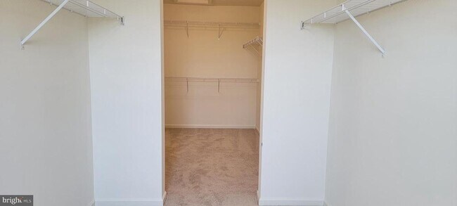 Building Photo - 9431 Alloway Dr