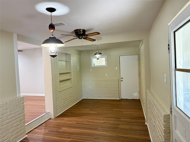 Building Photo - 1434 Marleen St