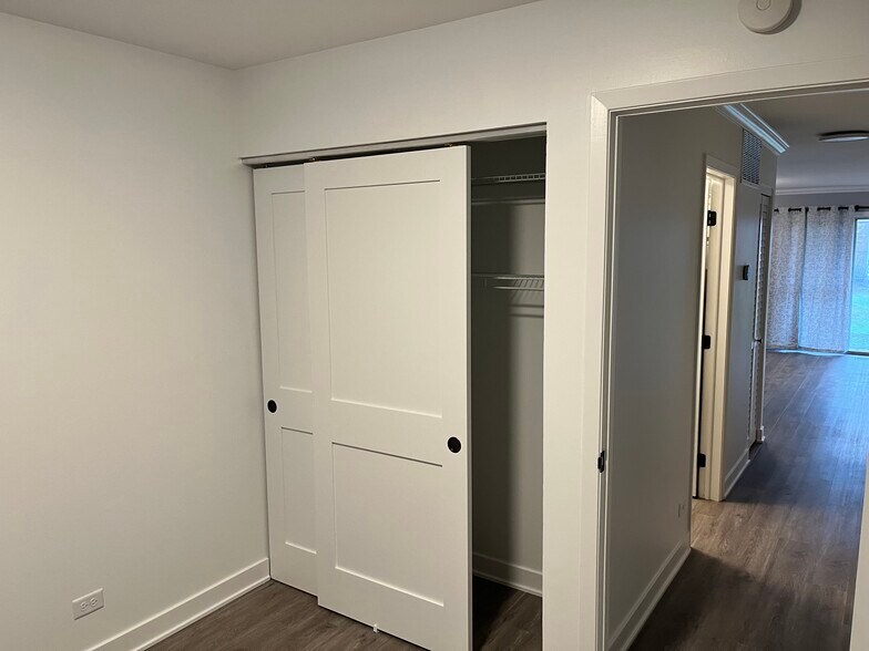 Building Photo - 1032 Auburn Ln