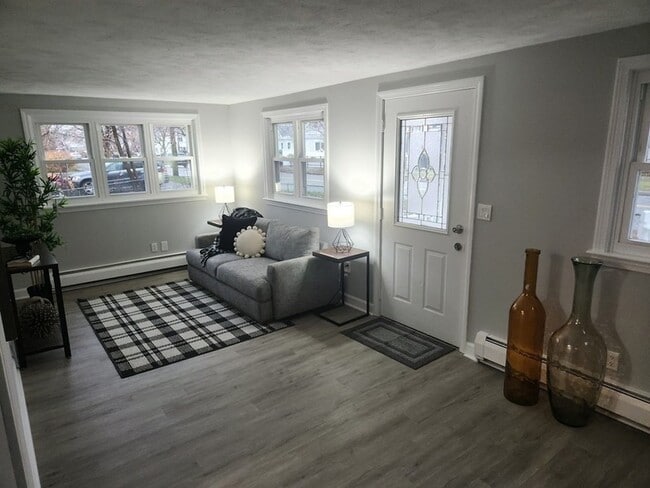 Building Photo - 81 Winthrop Pkwy