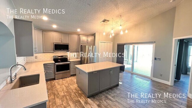 Building Photo - 7344 Grotto Ave