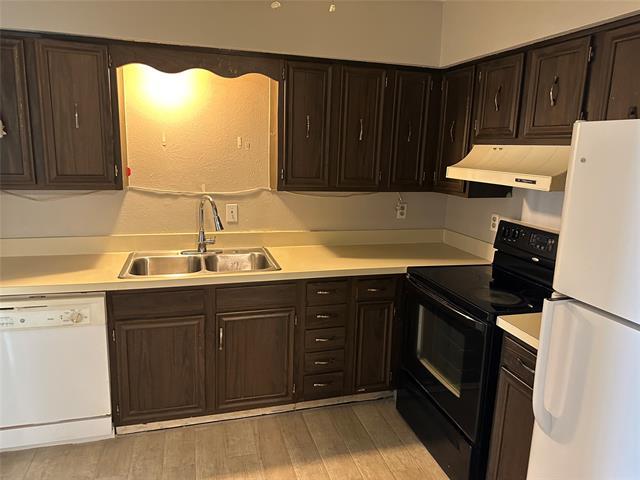 Building Photo - 3031 Medina St