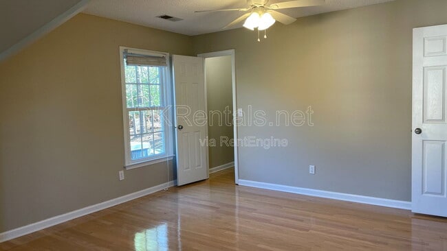 Building Photo - 416 Carmain Ln