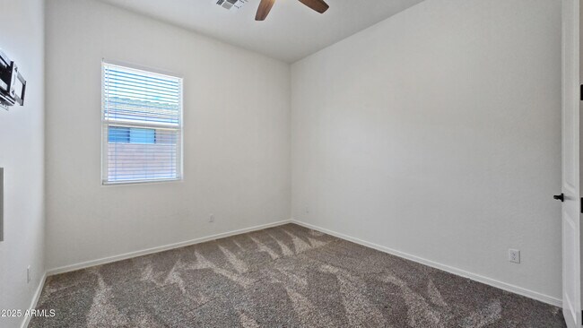 Building Photo - 4219 N 161st Ave