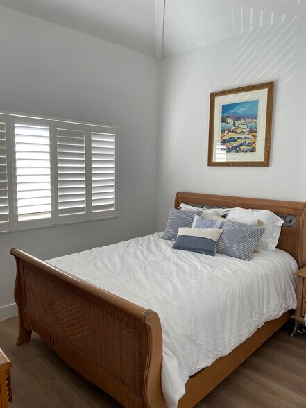 Building Photo - 7710 E Gainey Ranch Rd