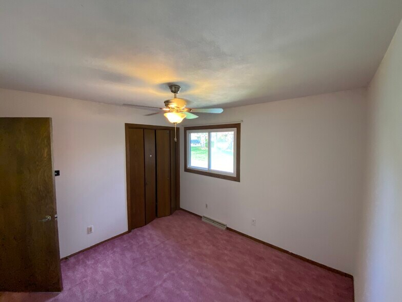 Bedroom 3 - 2839 Riva Ridge Cir