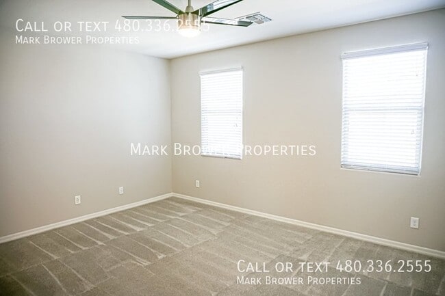Building Photo - 2268 S Henry Ln
