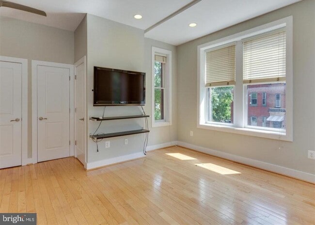 Building Photo - 500 M St NW