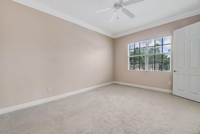 Building Photo - 9778 Bowline Dr