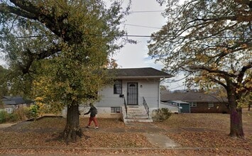 Building Photo - 4513 Avenue O