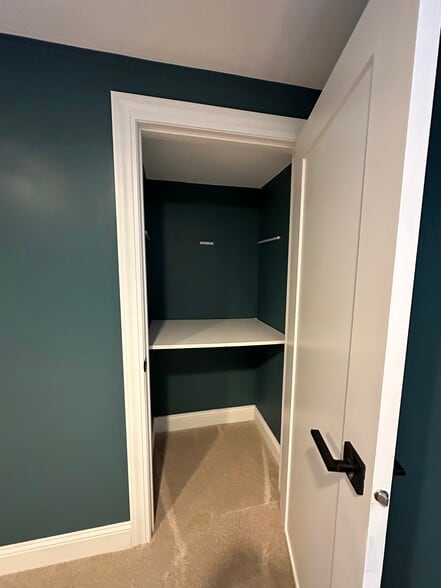 Building Photo - 2934 Rhode Island Ave S