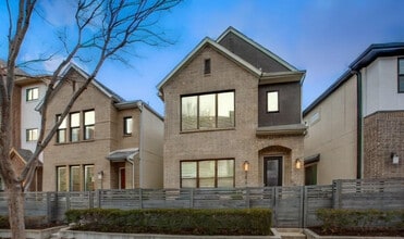 Building Photo - 7859 Verona Pl