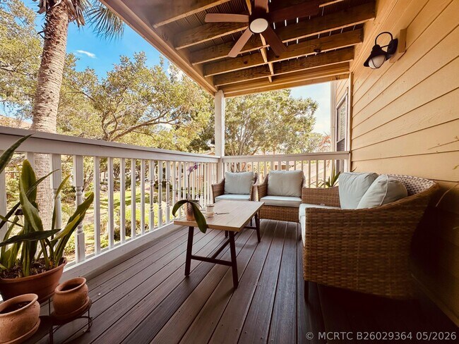 Building Photo - 225 S Tropical Trail