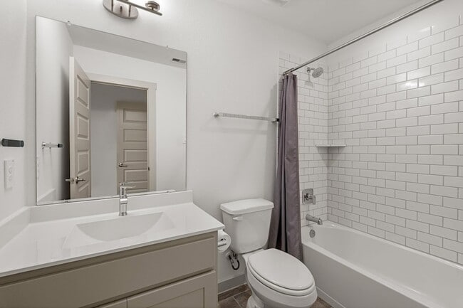 Building Photo - 29335 Red Rocks Pk Dr