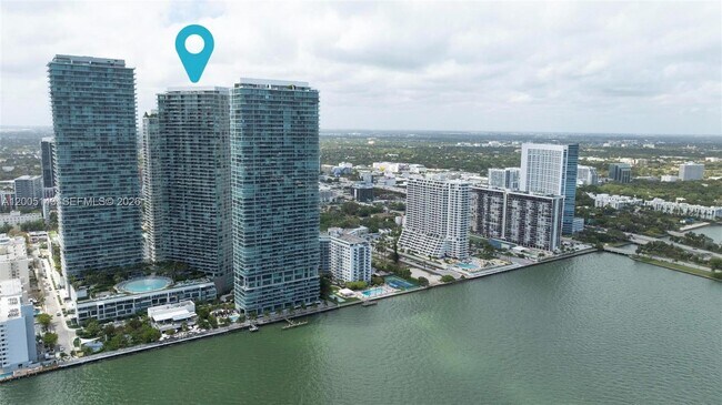 Building Photo - 650 NE 32nd St