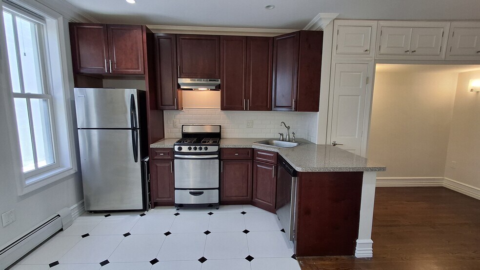 Kitchen - 603 Bloomfield St