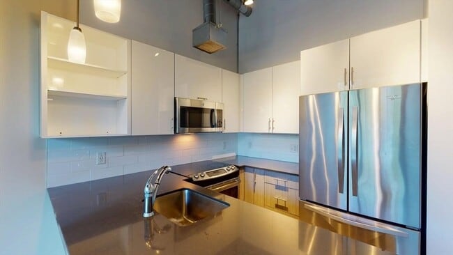 Building Photo - 15 Richdale Ave