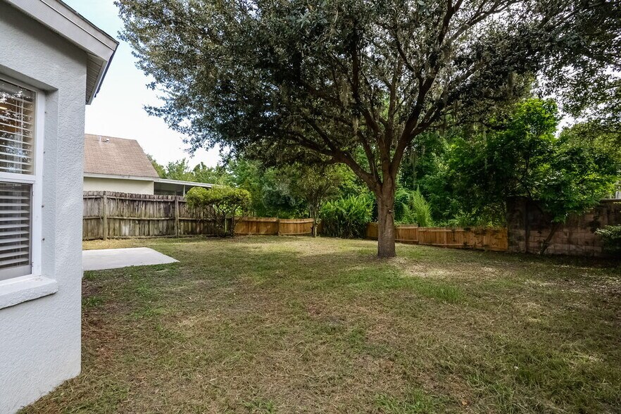 Building Photo - 8439 Hawbuck St